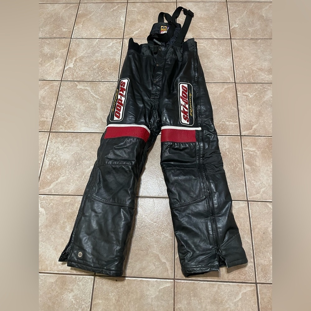 Vintage SKI-DOO Racing Rotax  Leather snowmobile pants Mens size small​​